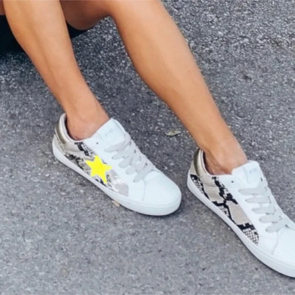 Steven by Steve Madden Reeves Printed Star Patch Sneakers - Picture 2 of 9